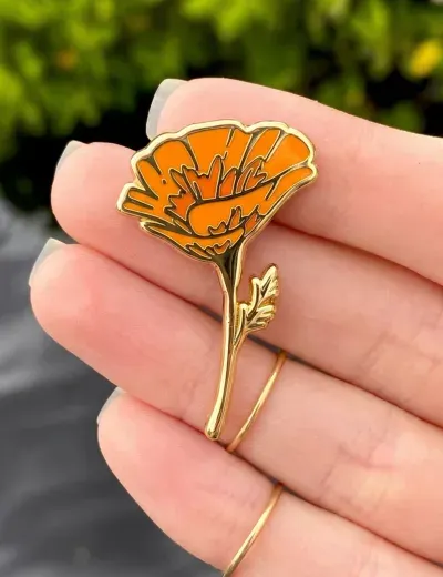 Custom shape hard enamel flower lapel pin with gold accents